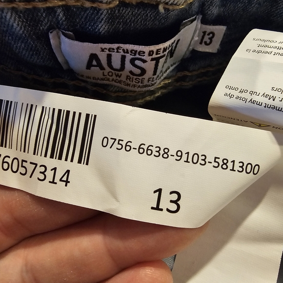 New With Tags AUSTIN Size 13 Ladies Flared Leg Jeans - Picture 7 of 13